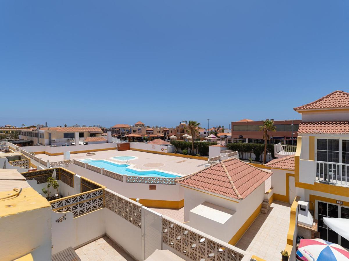 Apartamento En El Castillo Con Piscina Caleta De Fuste Luaran gambar