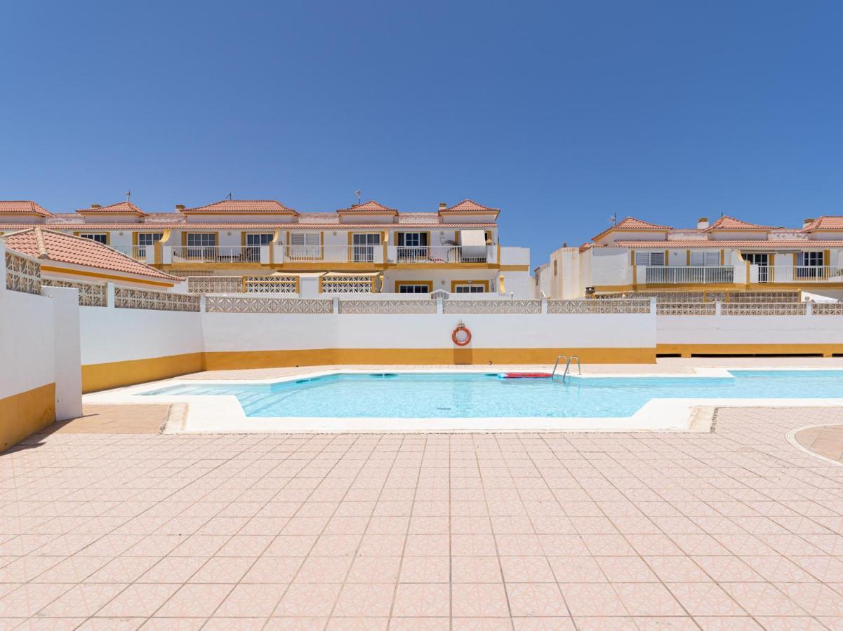 Apartamento En El Castillo Con Piscina Caleta De Fuste Luaran gambar
